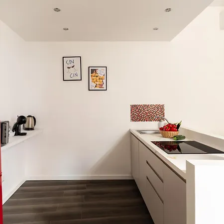 Yourhome - La Casa Di Renato Apartamento *